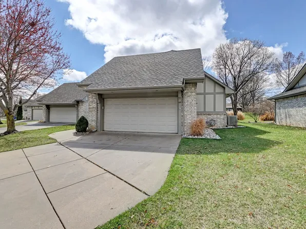 2427 N Morning Dew St, Wichita, KS 67205
