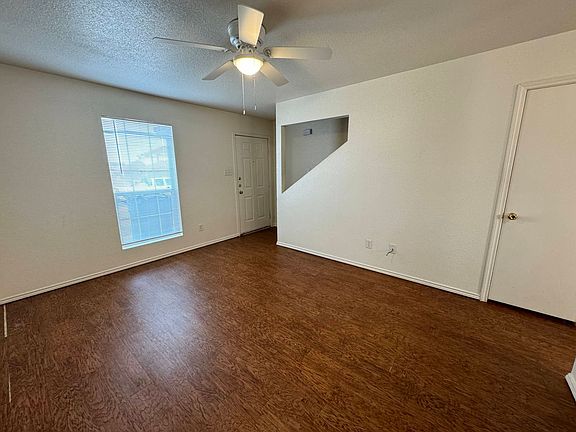 4th image of 4506 Sylvia Dr APT B
