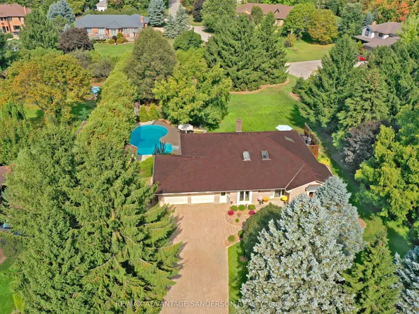 109 Salisbury Dr, Middlesex Centre, ON N0M 1P0