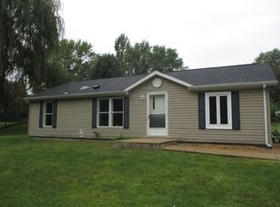 112 Cherry St, Tonica, IL 61370