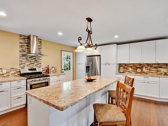 3rd image of 26160 Galen Dr