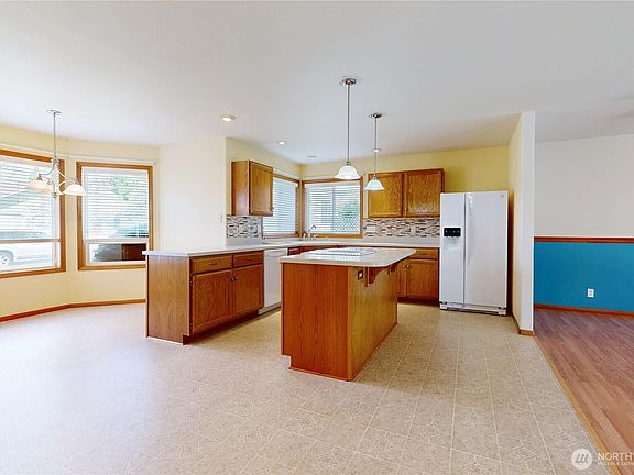 3rd image of 730 Wheatland Street
