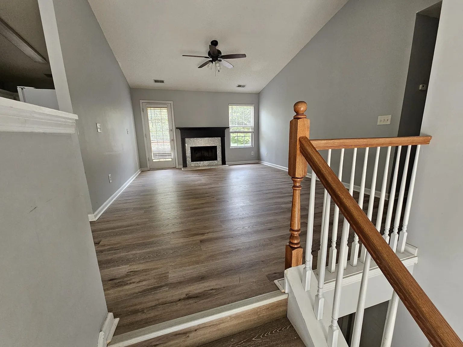 4 bed, 1888 sqft, $2,400 — Photo 3