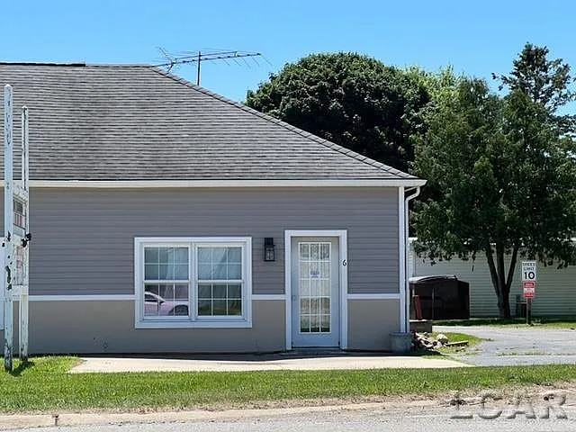 1 bed, 650 sqft, $750 — Photo 1