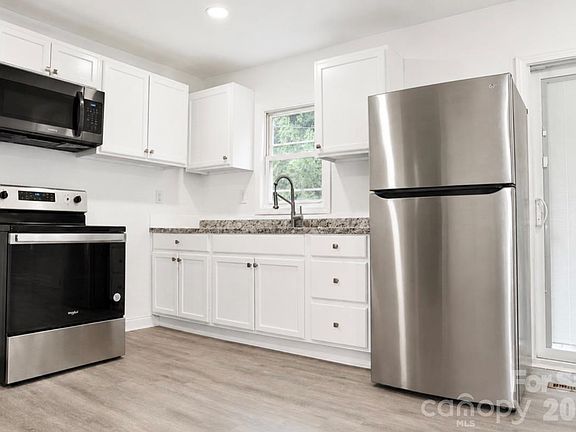4th image of 2108 Brantley Rd