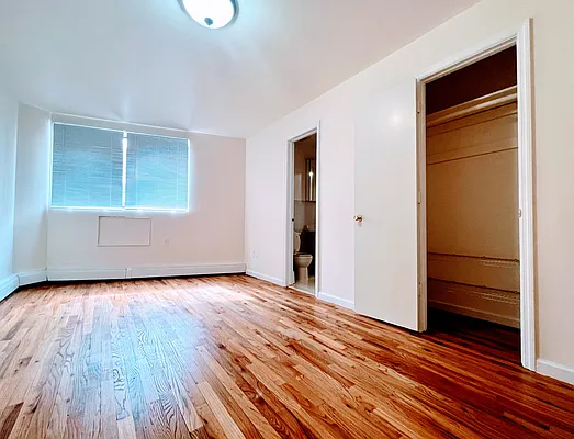 Rented by MANIFEST YOUR REALTY LLC | media 8