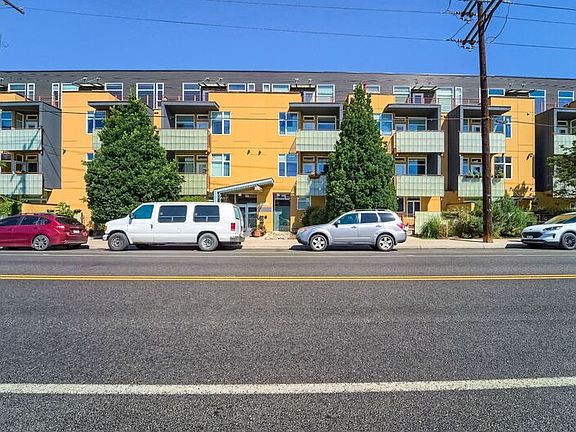 4th image of 3101 Blake St Unit 312