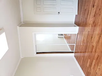Rented by Roz Khan, LREB