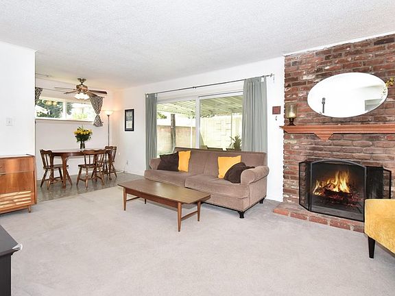 5th image of 9207 Via Vista Dr