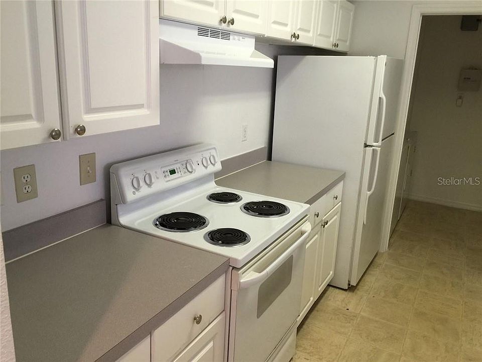 1st image of 5542 Metrowest Blvd #10