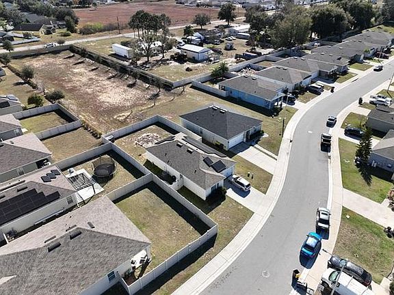 3rd image of 479 Jacks Way