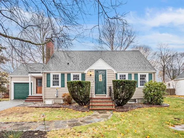 241 Lowell St, Wakefield, MA 01880