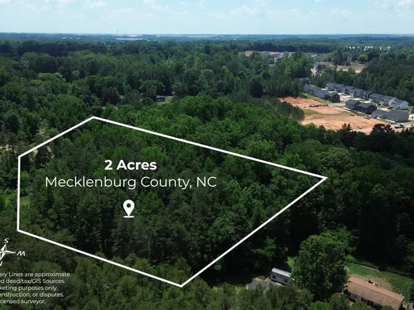 10466 Moores Chapel Road, Charlotte, NC 28214