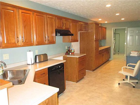 2nd image of 1403 Lyons Chase Cir