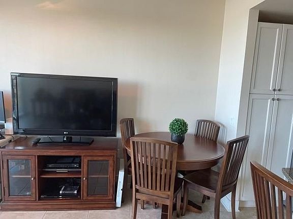 5th image of 801 E Beach Dr Unit Bc0912