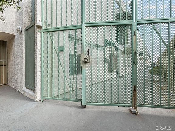 5th image of 6036 Hazelhurst Pl APT C