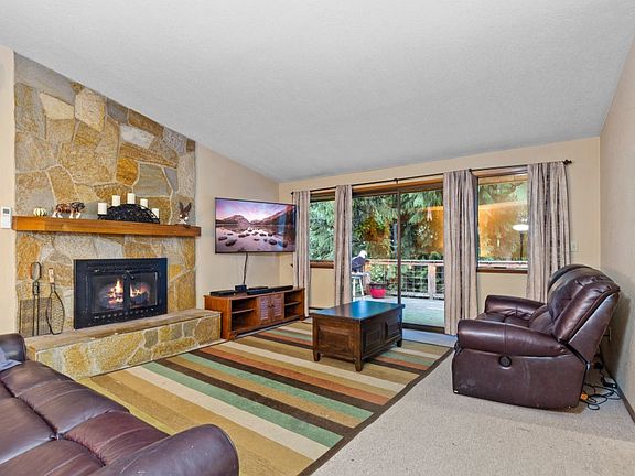 5th image of 277 E Lochwood Dr