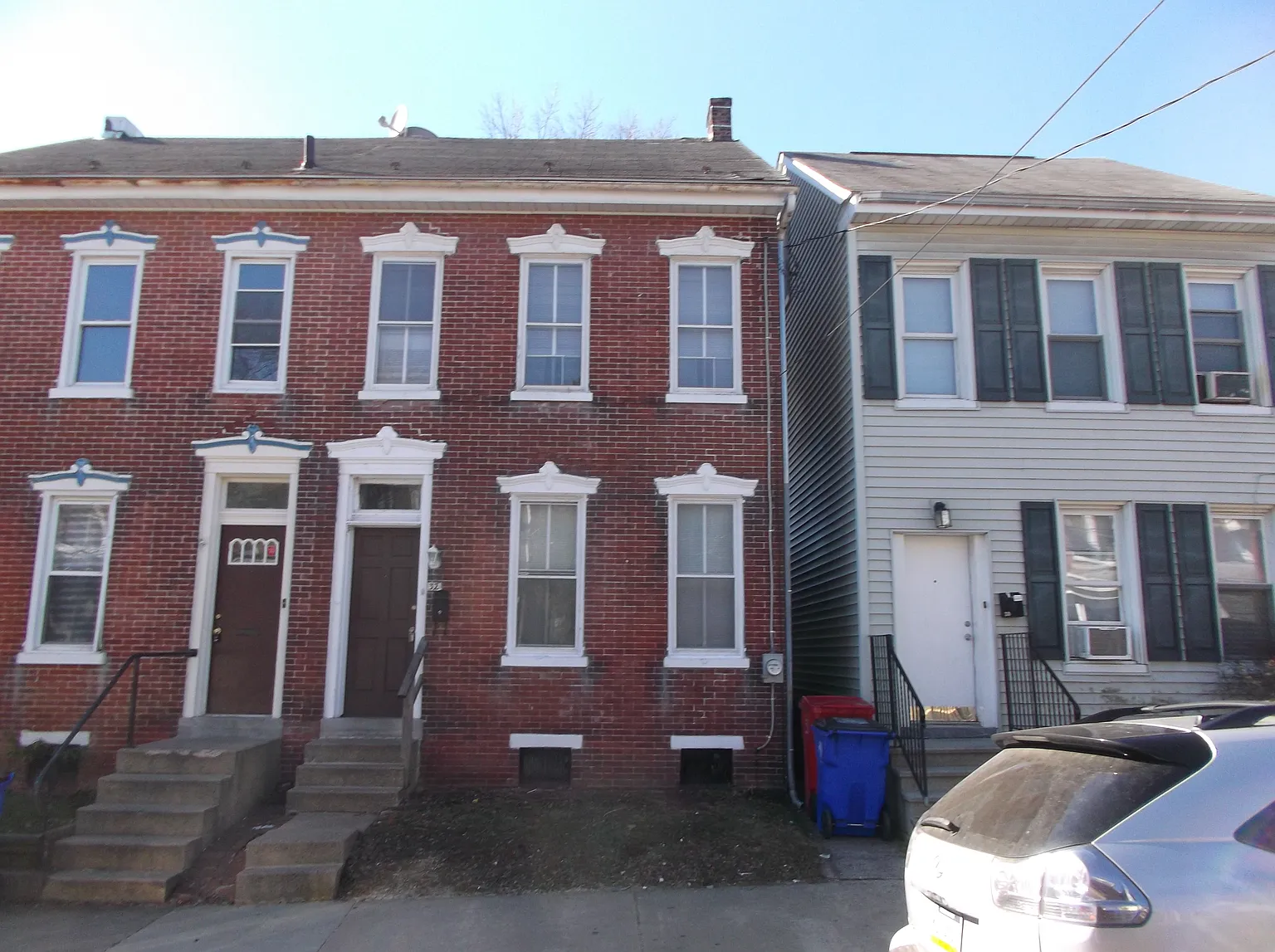 32 E 2nd St photo 1