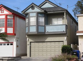976 W 6th St, San Pedro, CA 90731