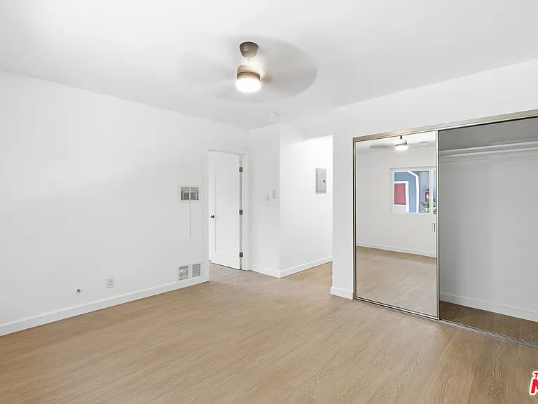 4919 Coldwater Canyon Ave #1 — Photo 14