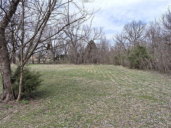 5th image of Harper Rd