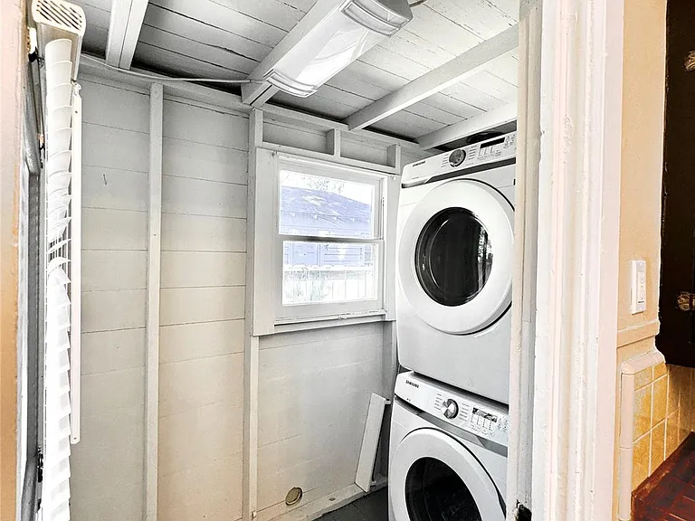 1018 Dunbar St — Photo 19