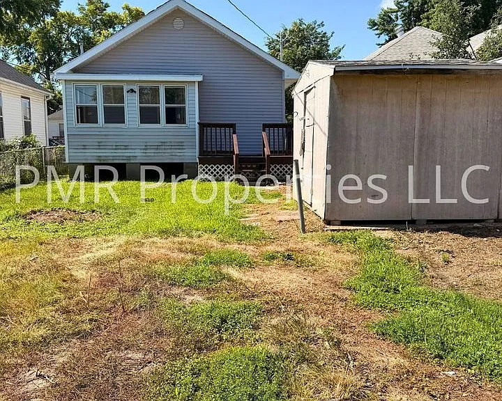 1032 8th Ave — Photo 10