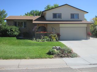 1051 Durango Dr, Douglas, WY 82633