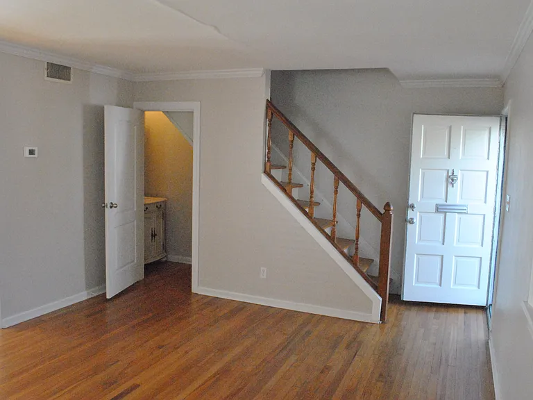 1038 Nichols Dr — Photo 25
