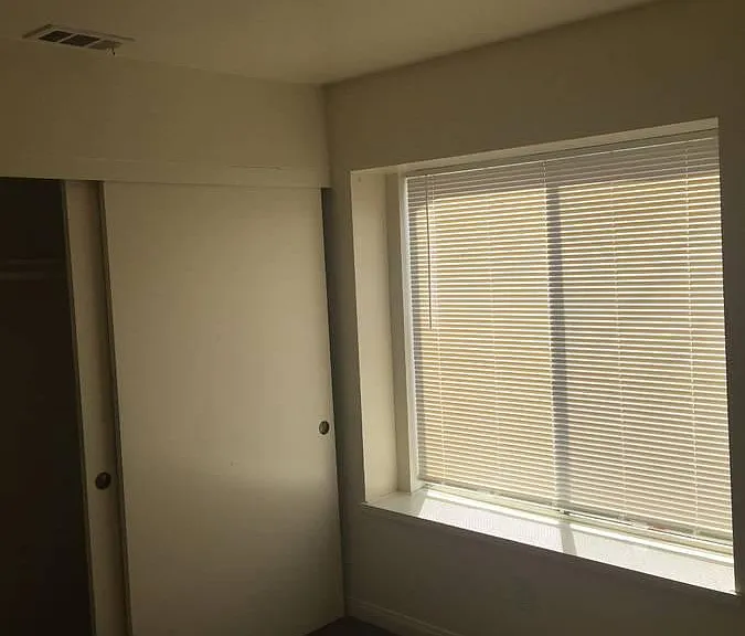 655 E Washington Ave — Photo 9