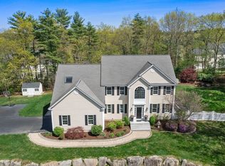 19 Falcon Ridge Dr, Hopkinton, MA 01748