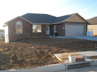 1746 Morgan Ct, Jefferson City, MO 65109