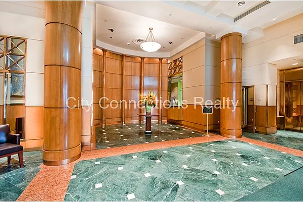 Rented by City Connections Realty | media 29