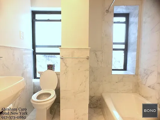 Rented by Bond New York | media 6