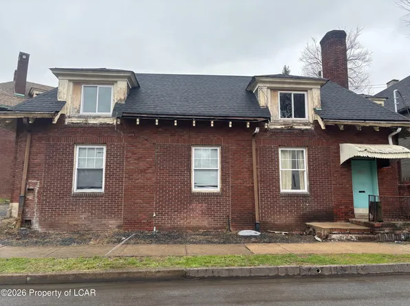 63 Terrace St, Wilkes Barre, PA 18702