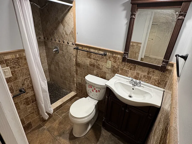 68 S Stone Ave #1 — Photo 8