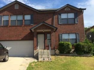 8115 Grimchester, Converse, TX 78109
