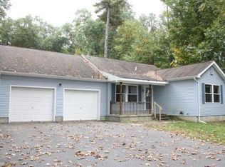 59 Hillside Rd, Montague, MA 01351