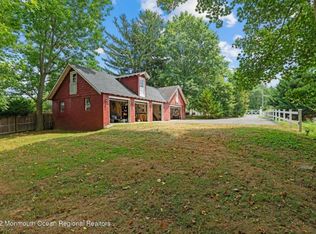 15 Oak St, Freehold, NJ 07728