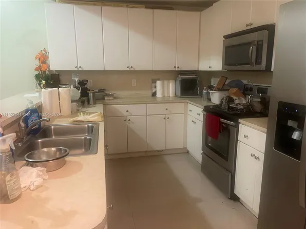 22811 SW 88th Pl Unit 10-22, Cutler Bay, FL 33190