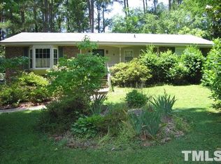 410 Thornwood Rd, Chapel Hill, NC 27517