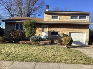 36 Stony Rd, Edison, NJ 08817