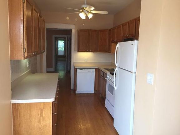 5th image of 6345 N Lakewood Ave