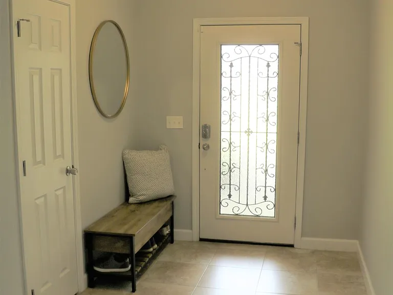 210 Michael Ave — Photo 23
