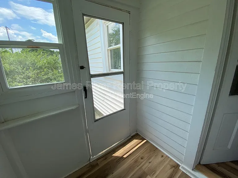 2020 Rose Ln — Photo 20
