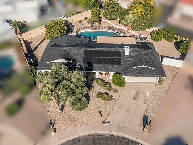 5520 N 79th Way — Photo 31