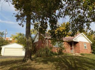 315 N Laclede Station Rd, Saint Louis, MO 63119