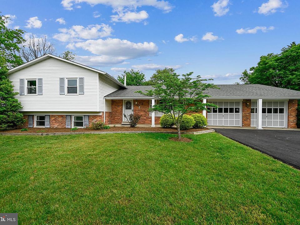 1st image of 2 Perrywood Ct