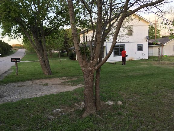 3rd image of 3505 Mulberry Dr