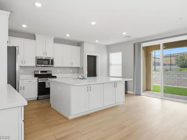 9829 Adrian Peak St, Las Vegas, NV 89143